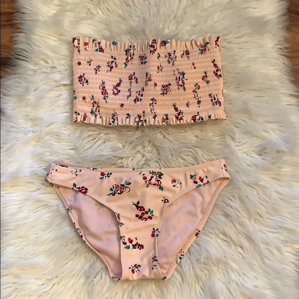Bathing suit